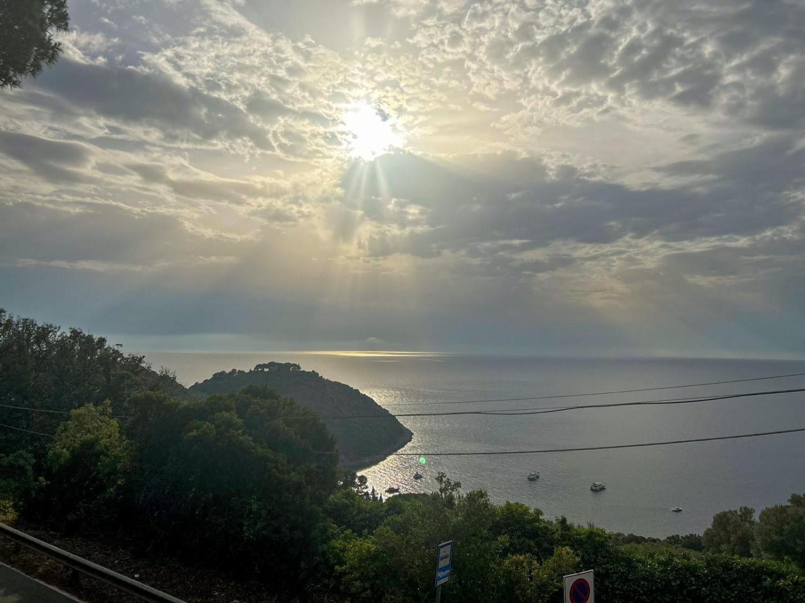 Villa Velta Sea Sunset Porto Santo Stefano  Buitenkant foto