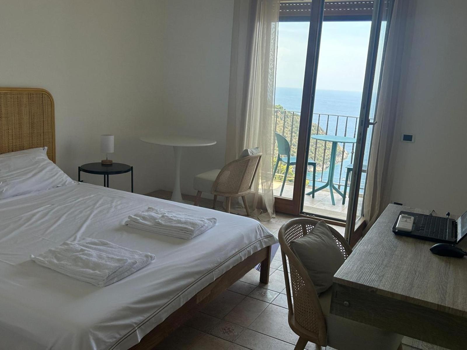 Villa Velta Sea Sunset Porto Santo Stefano  Buitenkant foto