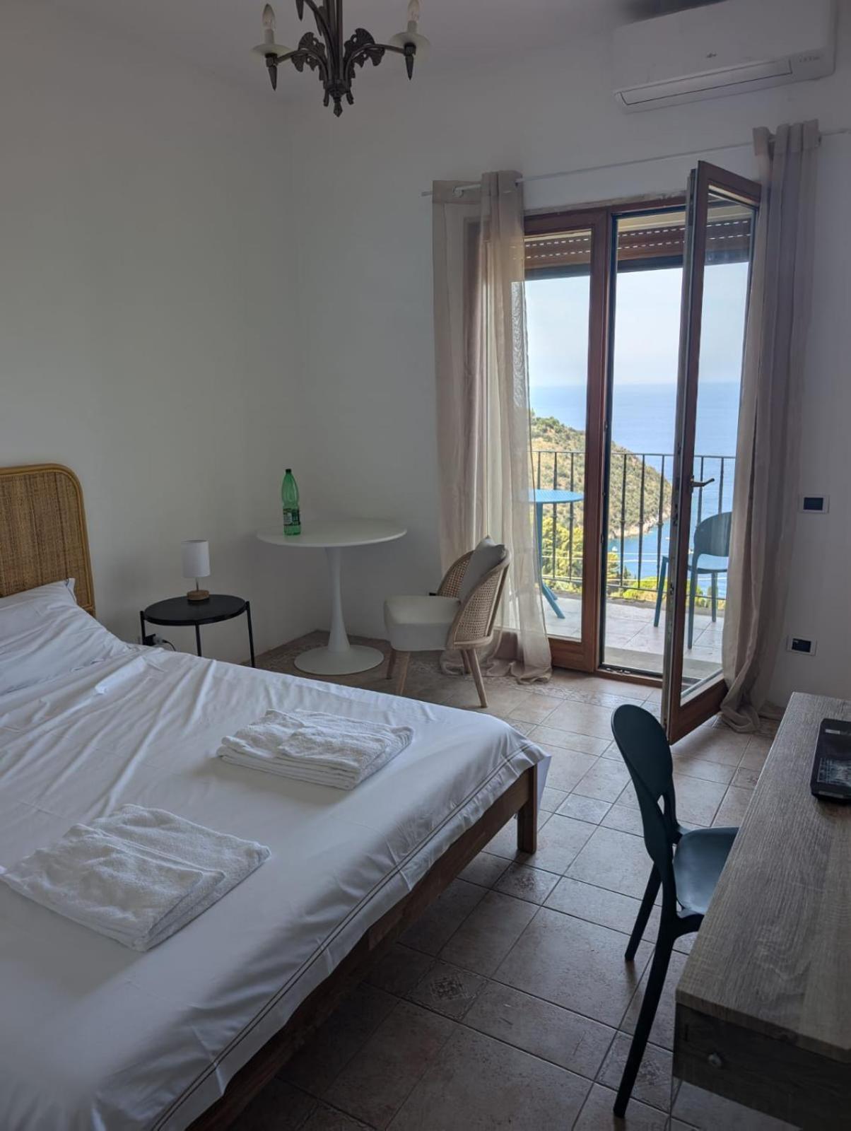 Villa Velta Sea Sunset Porto Santo Stefano  Buitenkant foto