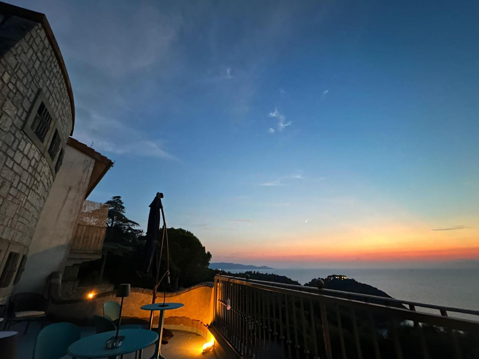 Villa Velta Sea Sunset Porto Santo Stefano  Buitenkant foto